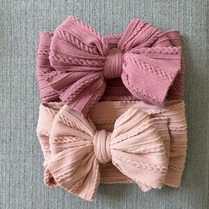 SpearmintLOVE Set of 2 Cable Bows